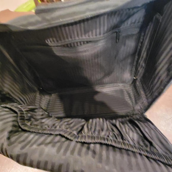 Tumi Black Rolling Travel Bag - Picture 9 of 14